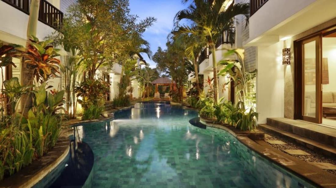 Seminyak Townhouse Aparthotel Exterior photo