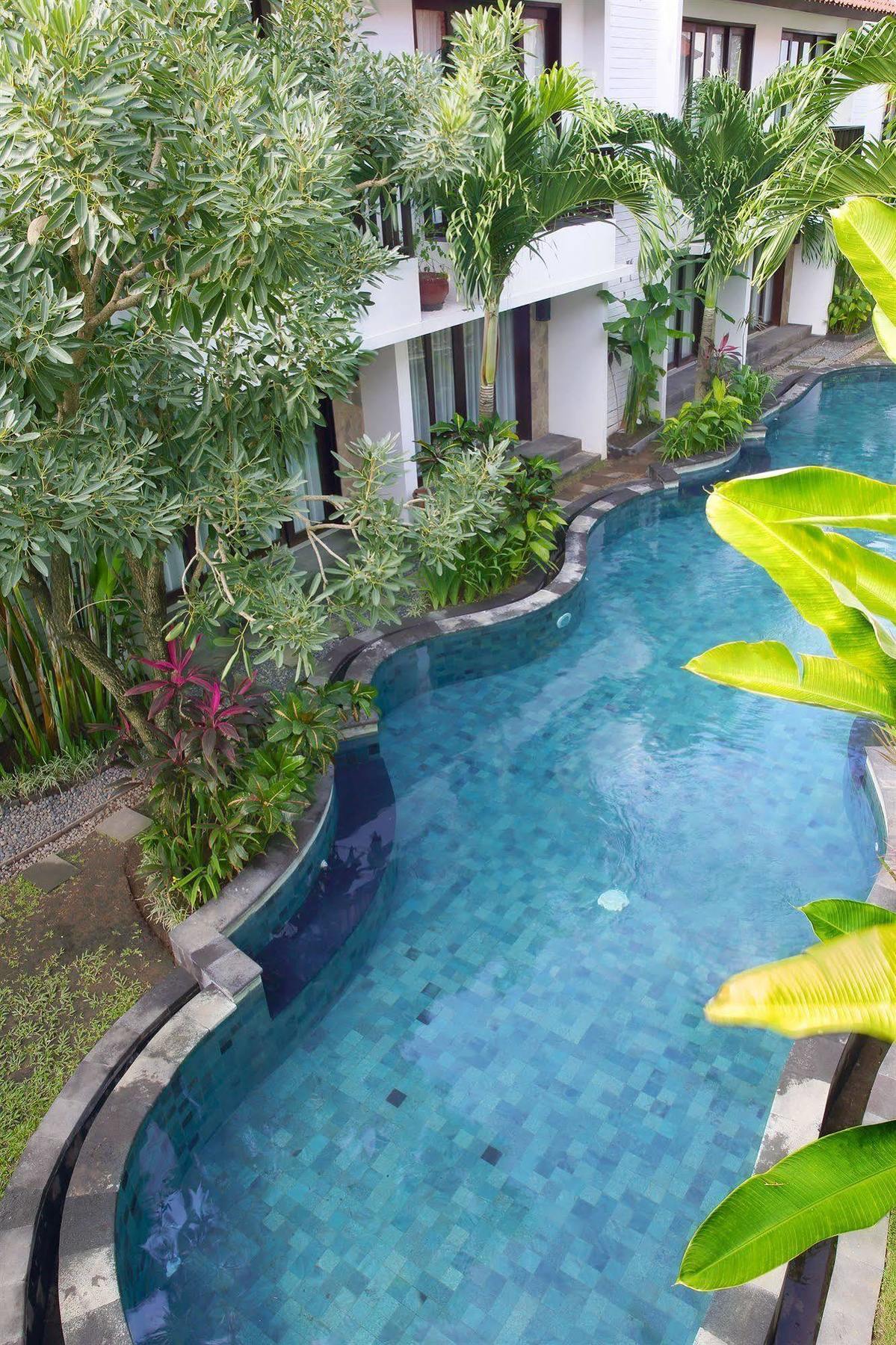 Seminyak Townhouse Aparthotel Exterior photo